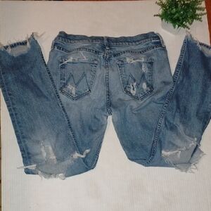 MOTHER The Flirt Distressed Denim Jeans. Womens size 25 waist.